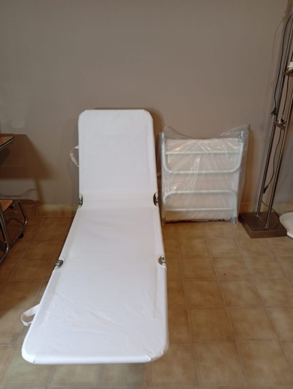 Reposera Cama Blanca Plegable Varias Posiciones